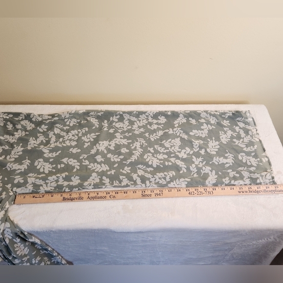 1.State Jumpsuit Women's Tie Shoulder Smocked Bodice Size Small Sage Gre… - Picture 14 of 16